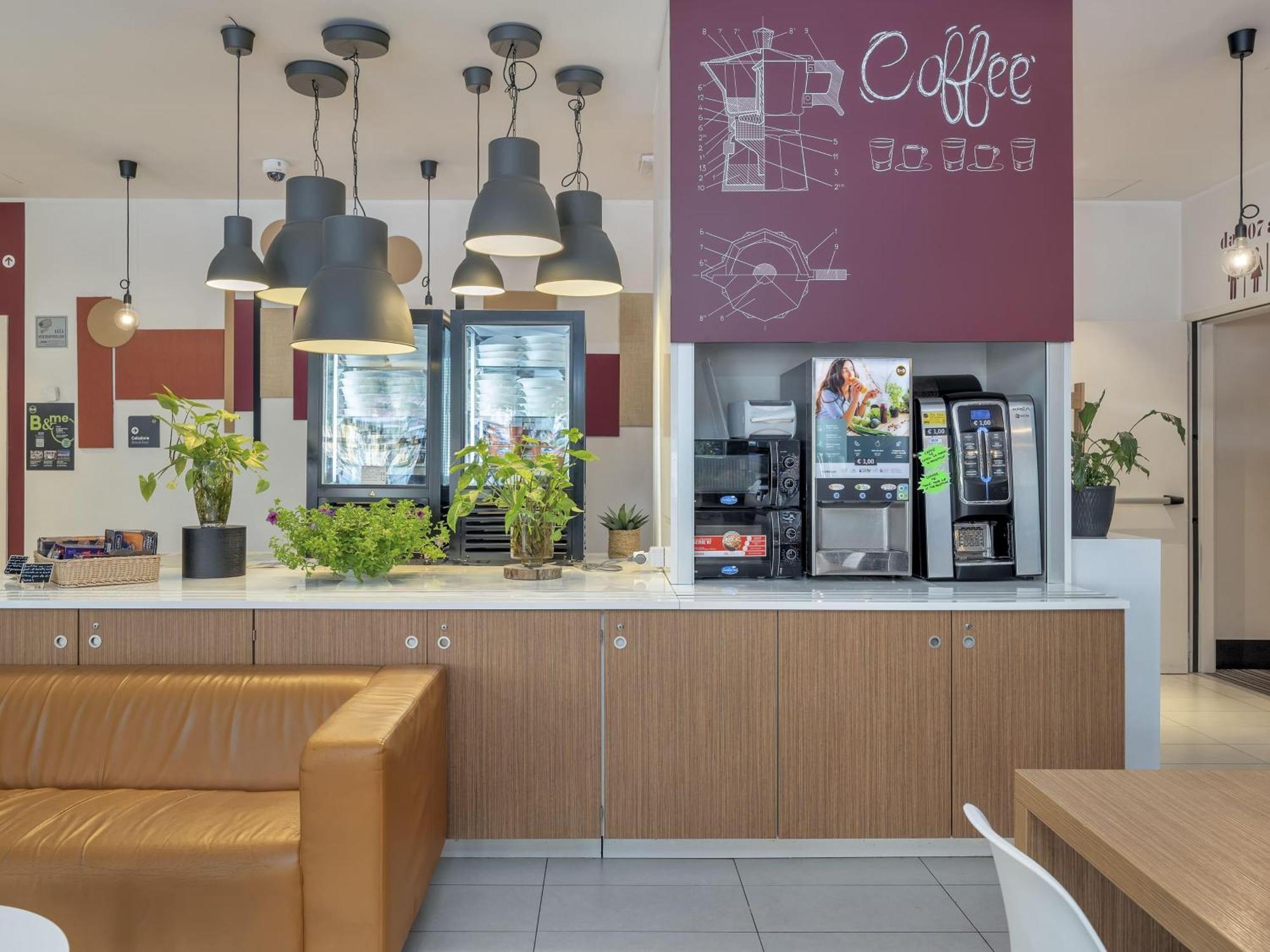 B&B Hotel Como Camerlata Εξωτερικό φωτογραφία