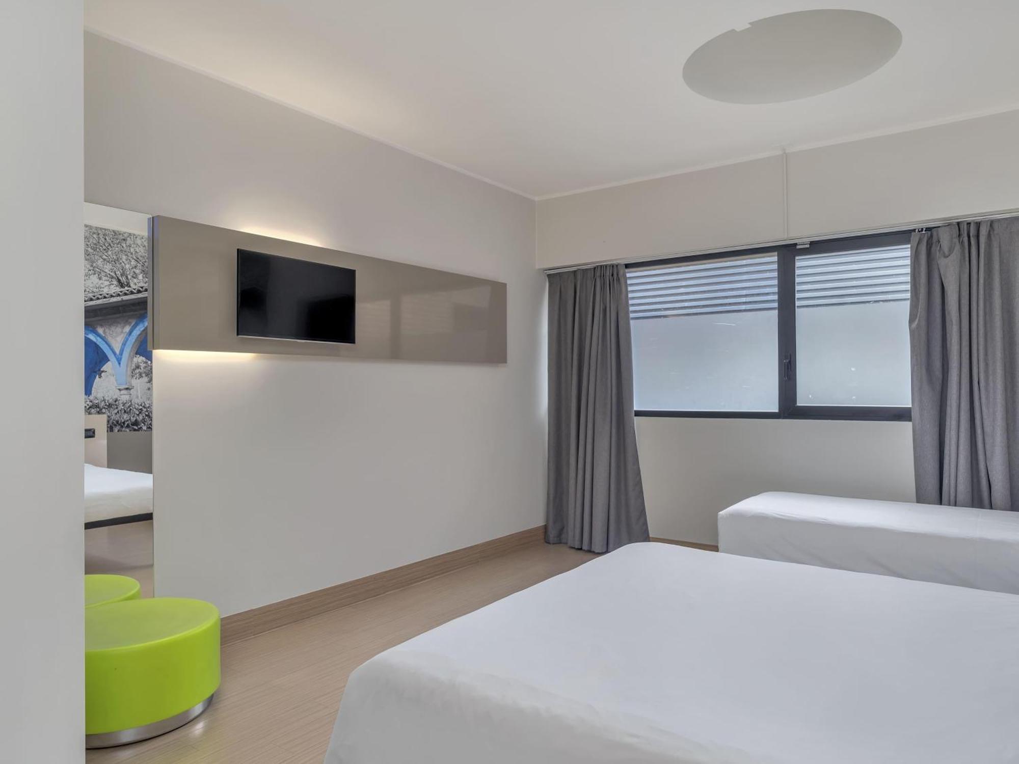 B&B Hotel Como Camerlata Εξωτερικό φωτογραφία